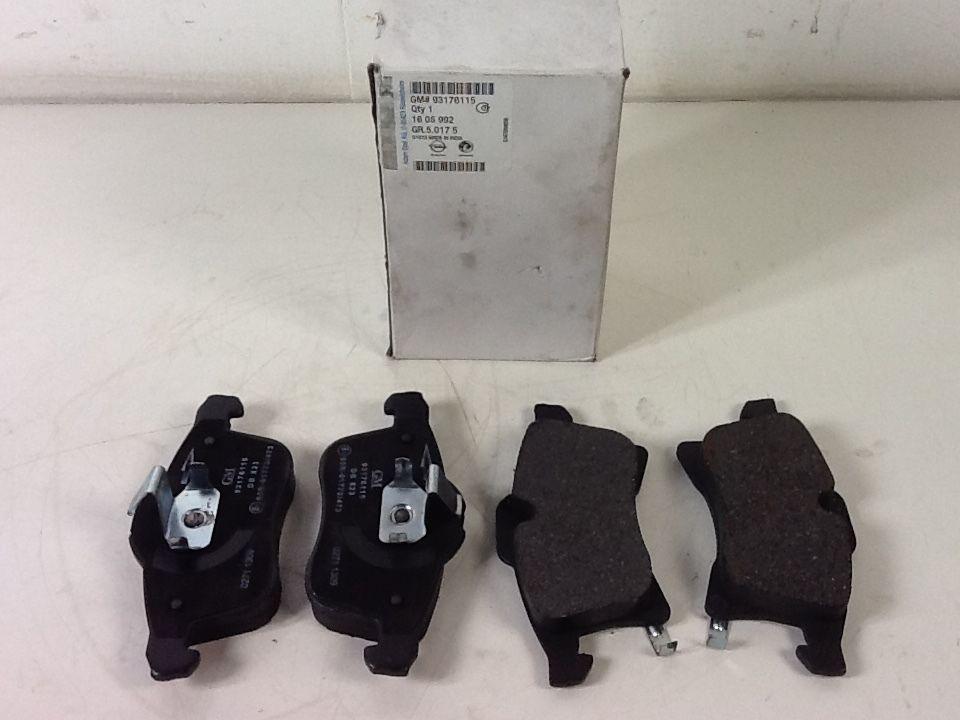 комплект тормозных колодок