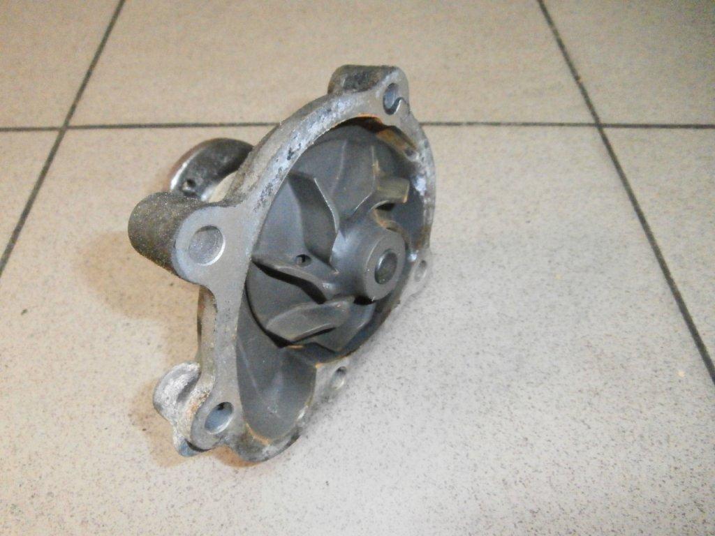 крыльчатка на водяной помпе