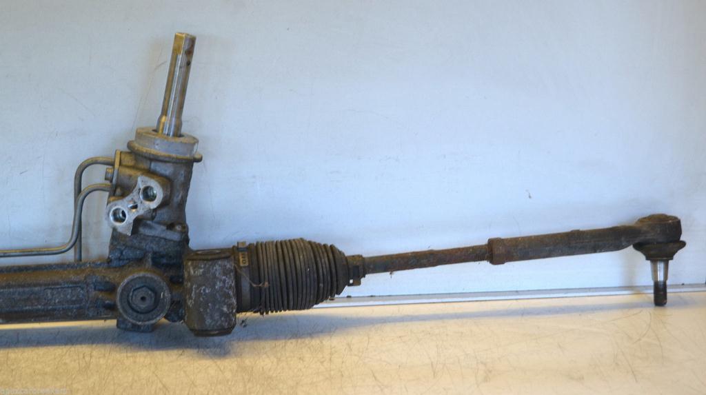 тяга на рулевой рейке