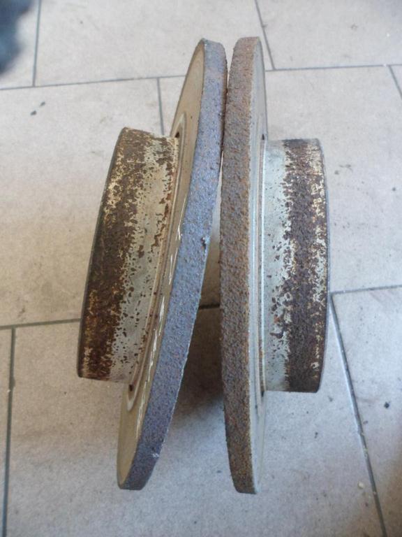 старые тормозные диски