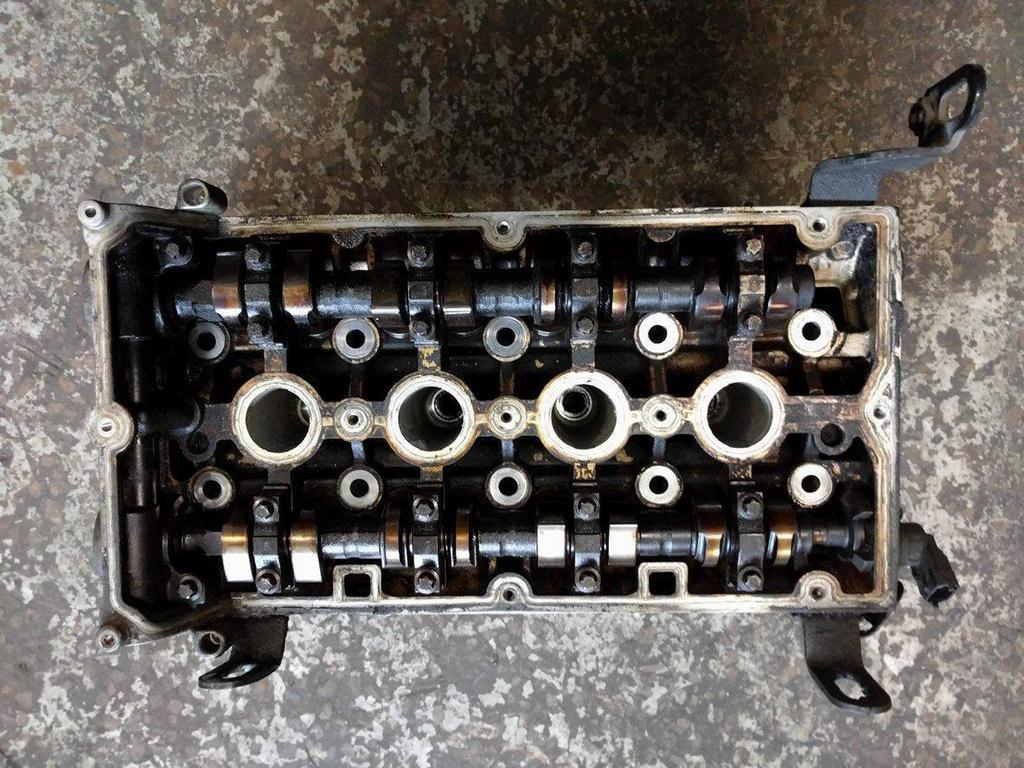 ГБЦ двигателя сверху