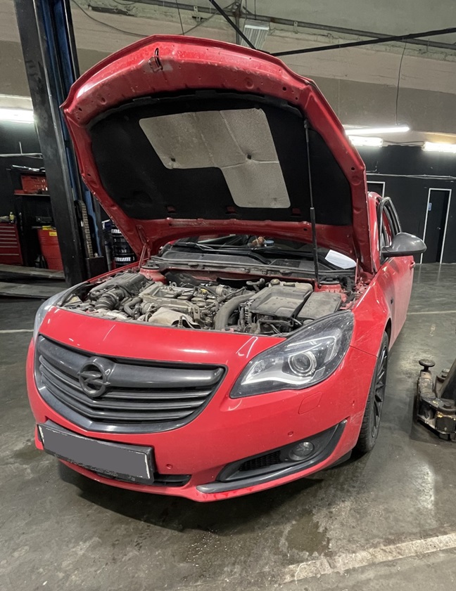 Подготовка Опеля к замене гидрокомпенсаторов