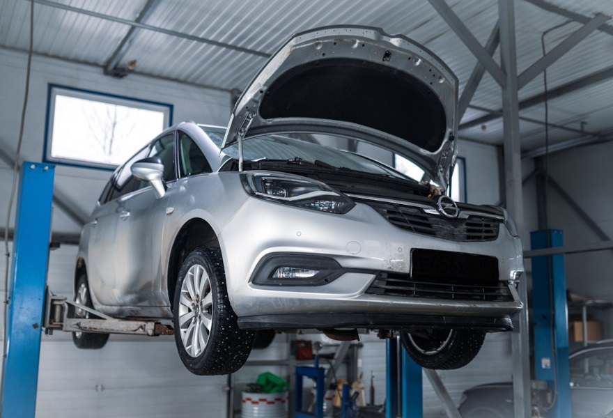 Подготовка Опеля к замене стартера