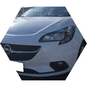 белый Опель спереди