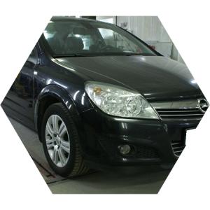 Опель Астра в кузовном цехе