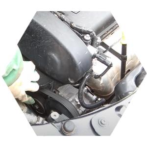 ролик натяжителя ремня генератора на моторе Опель Астра