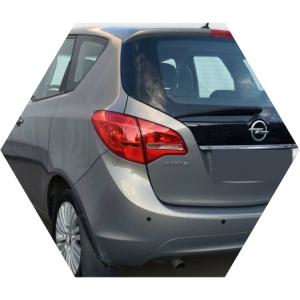 Опель Мерива после ремонта суппорта в автотехцентре