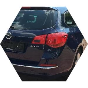 универсал Астра сзади