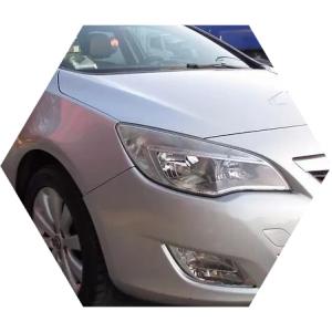 серый Опель спереди