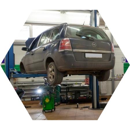 обслуживание автомобиля в автотехцентре