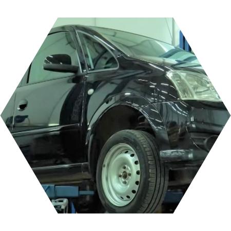 опель на подъемнике