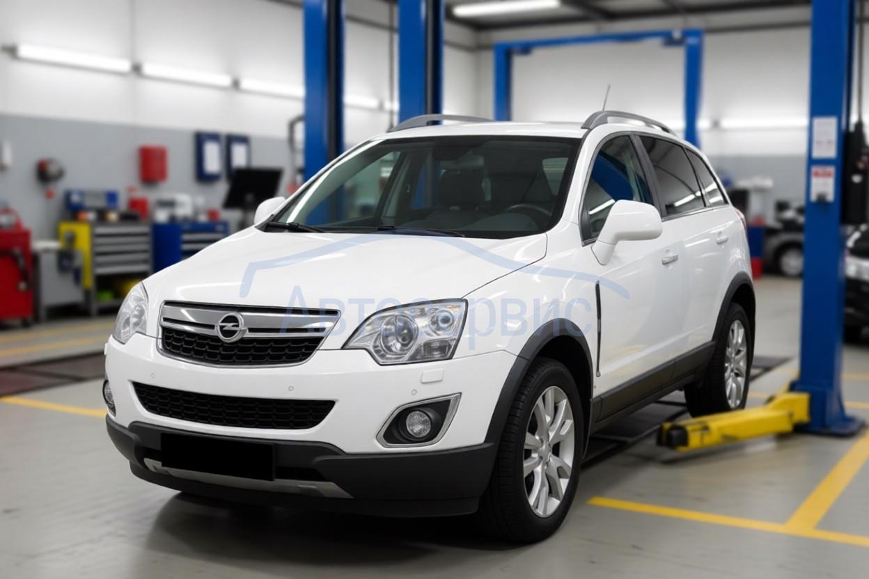 Opel Antara в техническом центре после обслуживания